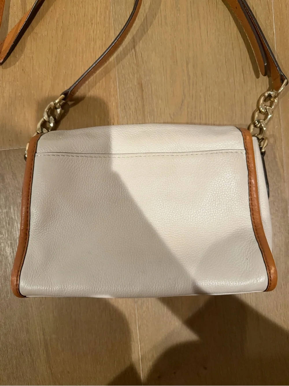 Michael Kors compact michael